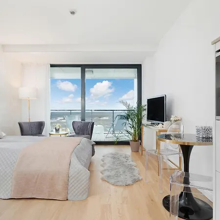 Seaside Park Private Aurora 502 公寓 *