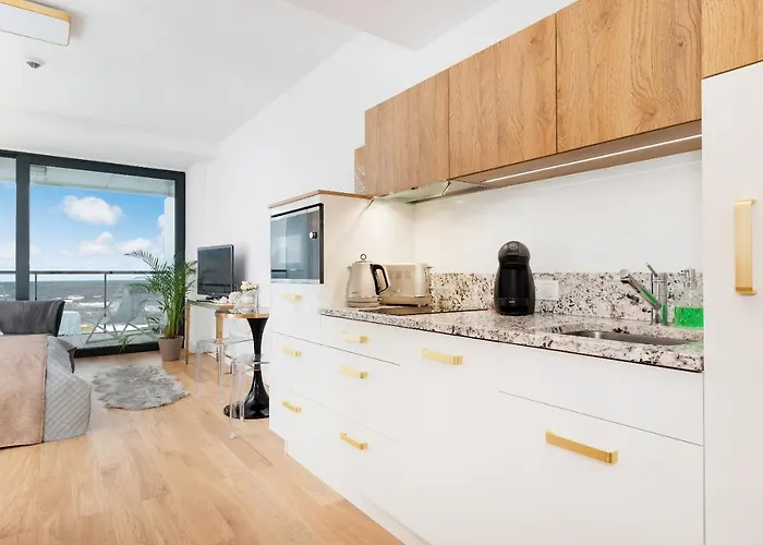 아파트 Seaside Park Private Aurora 502 *